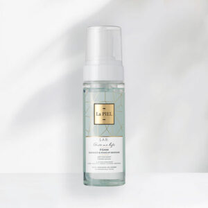 La PIEL LAB PJENA ZA ČIĆENJE LICA I UKLANJANJE ŠMINKE  180ML