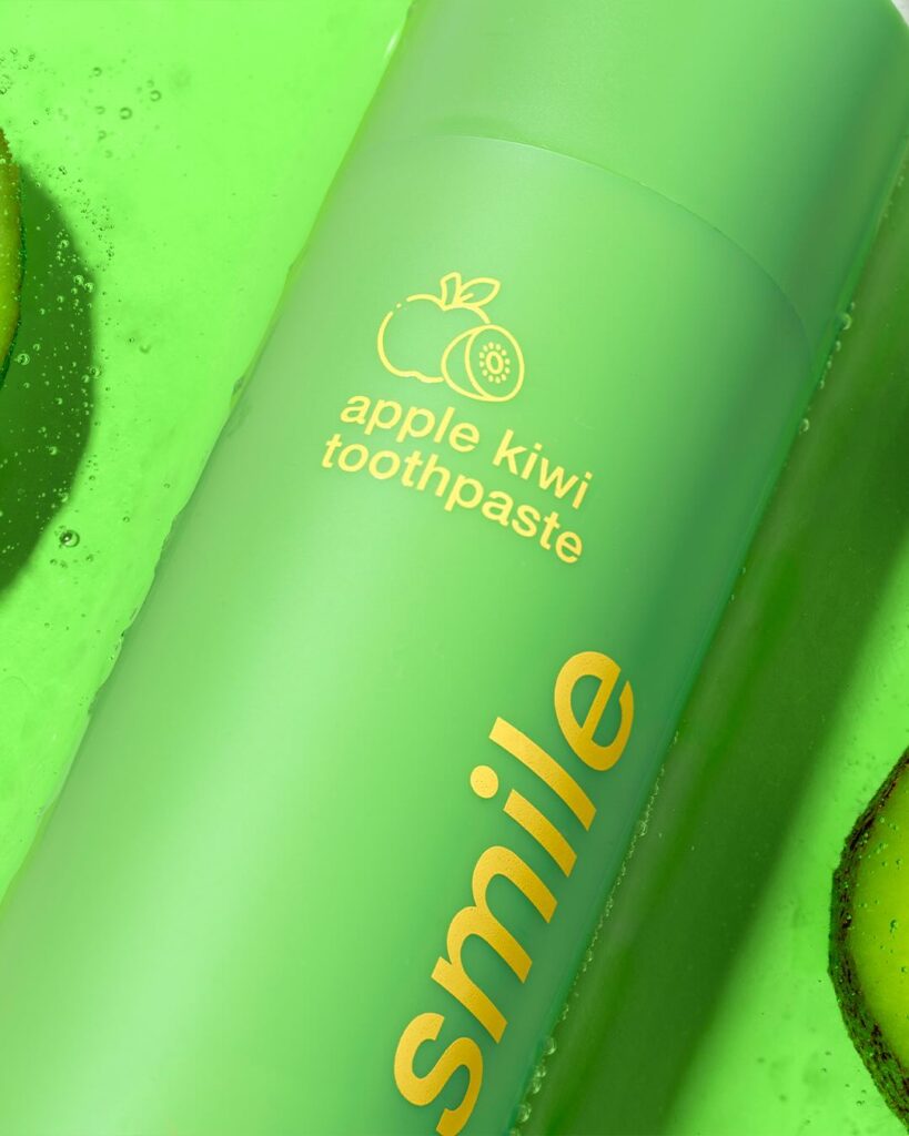 HELLO SMILE PASTE ZA ZUBE APPLE KIWI 60G – Ljekarna Ljubic – BiH – WEB shop